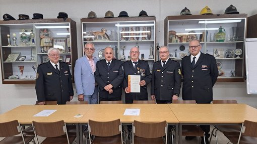 Foto zeigt Thomas Quint, Christian Jung, Dieter Altmeier, Peter Bickelmann, Claus Kürsteiner, Gerhard Sauer