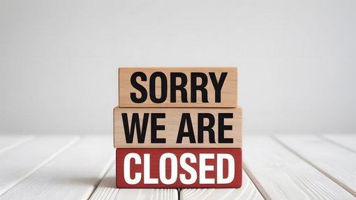 Sorry closed Schild mit der Aufschrift "SORRY WE ARE CLOSED"