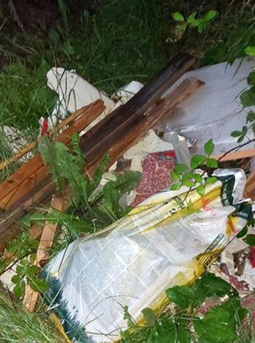 Bild zeigt wilde Müllablagerungen