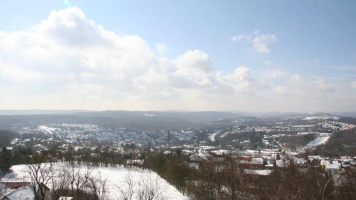 Bild zeigt eine Winteraufnahme vom Hoferkopf aus
